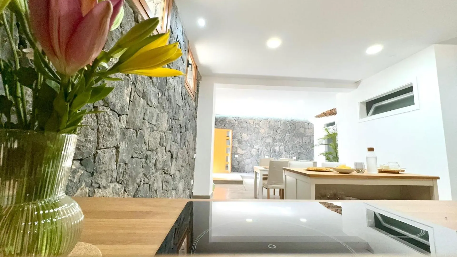 Luxury Home La Cueva Del Guanche Costa Adeje  Spain