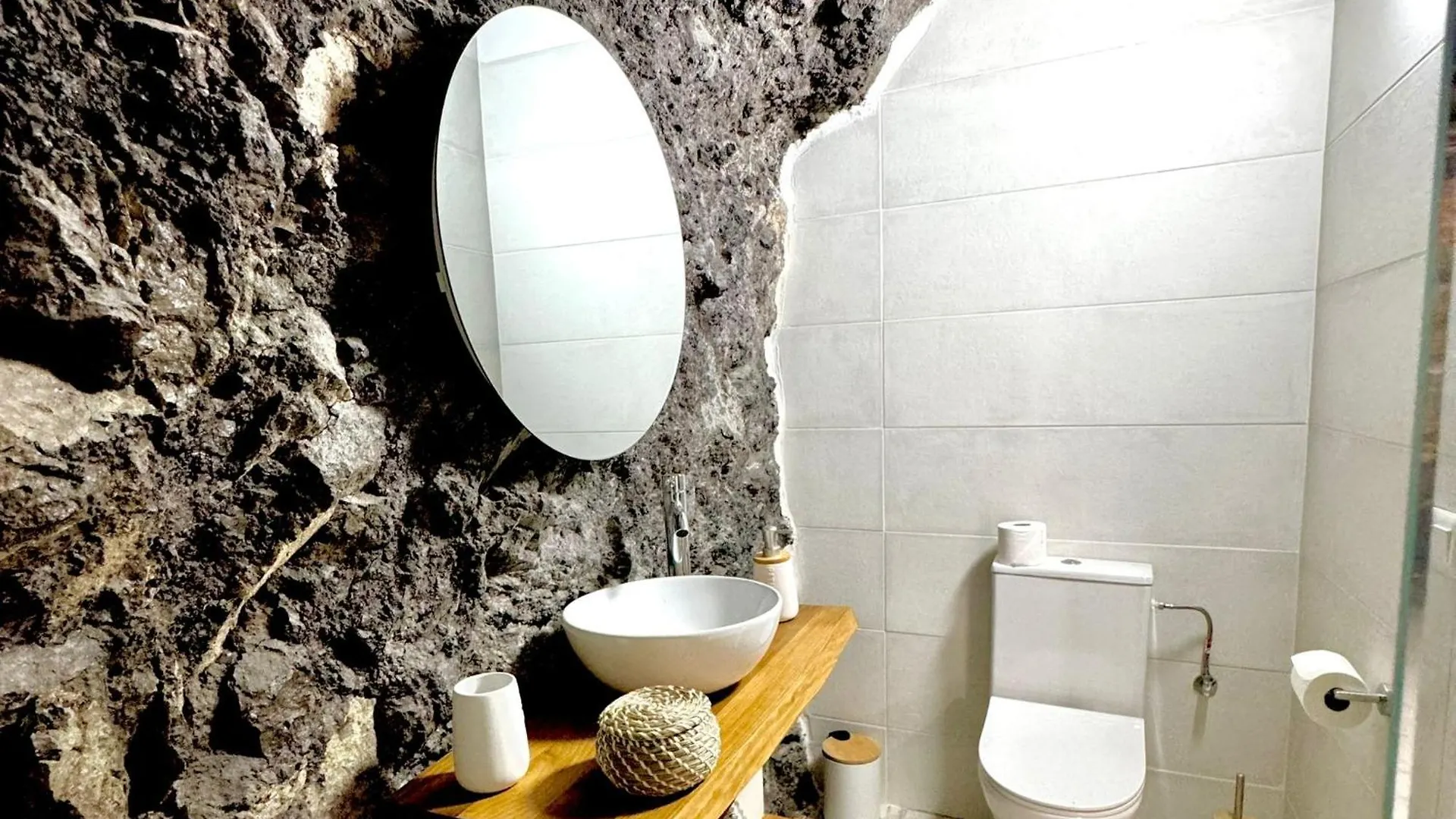 Luxury Home La Cueva Del Guanche Costa Adeje  Country house
